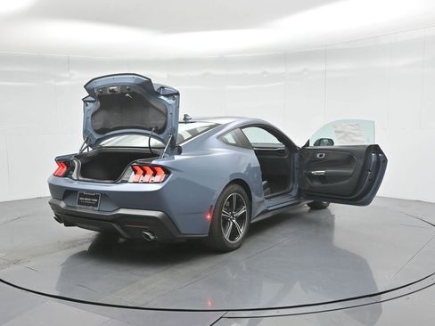 New 2025 Ford Mustang Coupe image 5