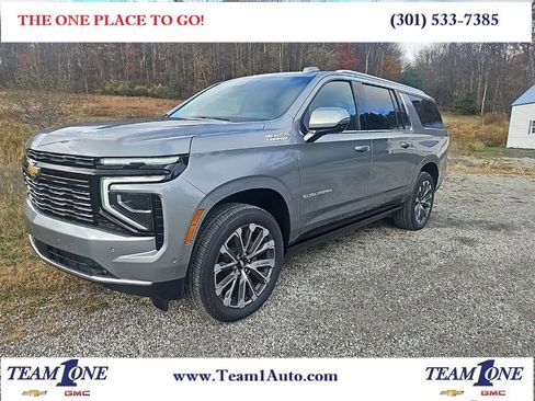 New 2026 Chevrolet Suburban High Country image 1