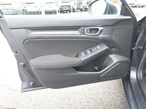 Used 2025 Honda Civic Sport image 18
