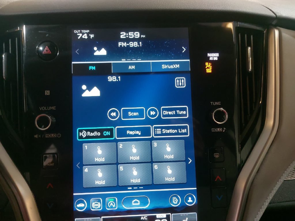 Used 2024 Subaru Outback Premium AWD/4WD image 20