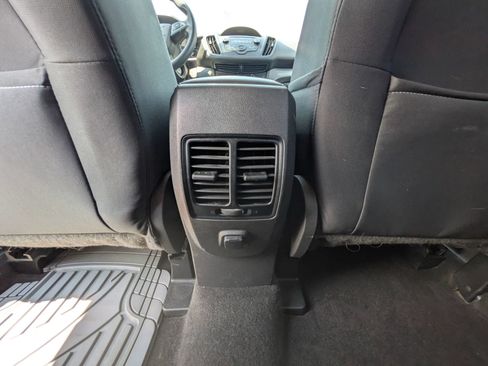 Used 2017 Ford Escape SE FWD image 29