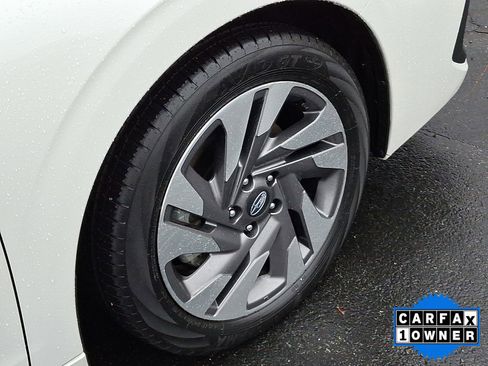 Used 2023 Subaru Legacy Limited image 11