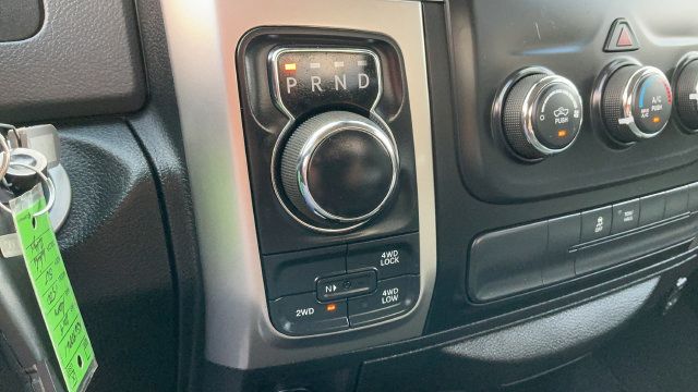 Used 2019 RAM 1500 Classic SLT AWD/4WD image 17