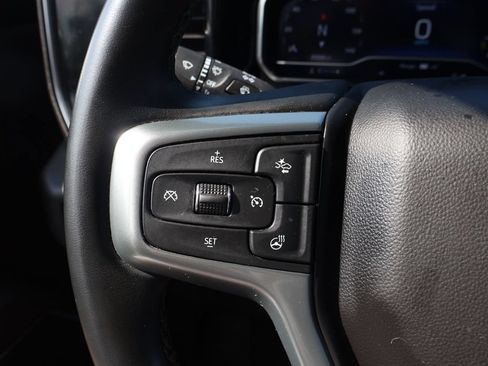 Used 2023 Chevrolet Silverado 1500 LT AWD/4WD image 37