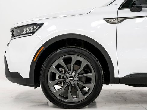 Certified 2023 Kia Sorento X-Line EX image 31