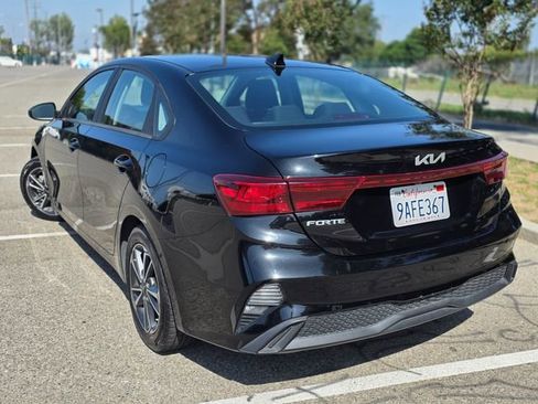 Used 2022 Kia Forte LXS FWD image 48