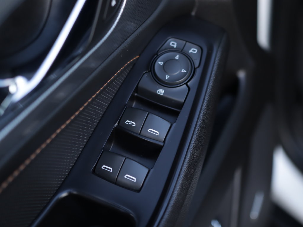 Used 2018 Chevrolet Traverse Premier w/ Redline Edition FWD image 27