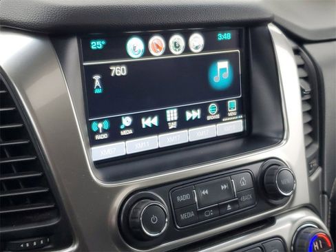 Used 2019 Chevrolet Suburban LT image 16