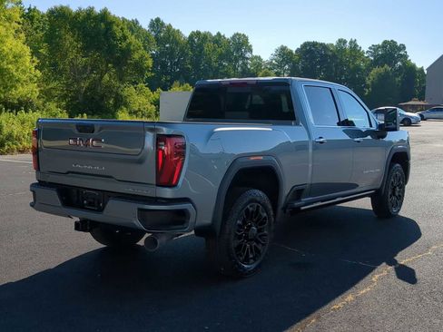 Used 2024 GMC Sierra 2500 Denali w/ Denali Reserve Package image 8