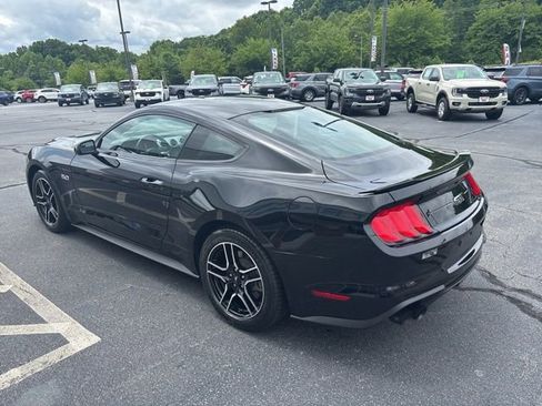 Used 2018 Ford Mustang GT RWD image 8