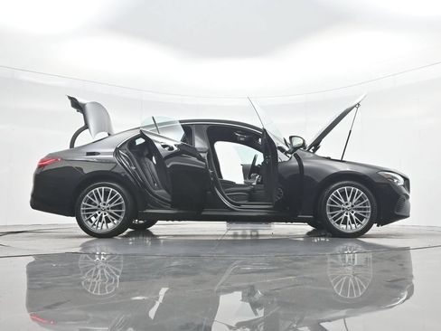 Used 2025 Mercedes-Benz CLA 250 image 49