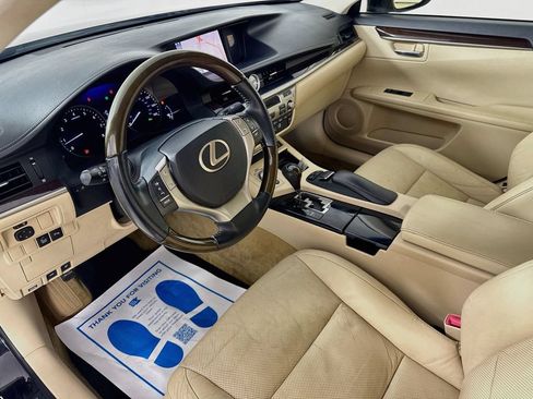 Used 2013 Lexus ES 350 w/ Luxury Pkg FWD image 11