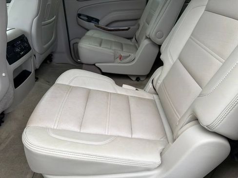 Used 2015 GMC Yukon XL Denali w/ Premium Package AWD/4WD image 67