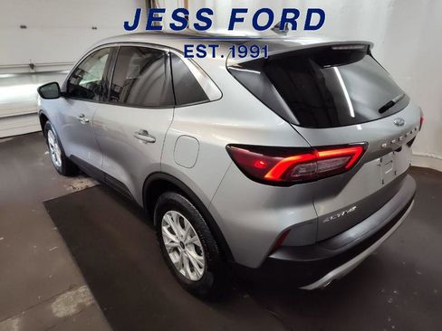 Used 2024 Ford Escape Active w/ Tech Pack #1 image 2