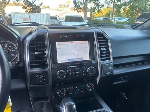 Used 2020 Ford F150 XLT w/ Equipment Group 302A Luxury AWD/4WD image 23