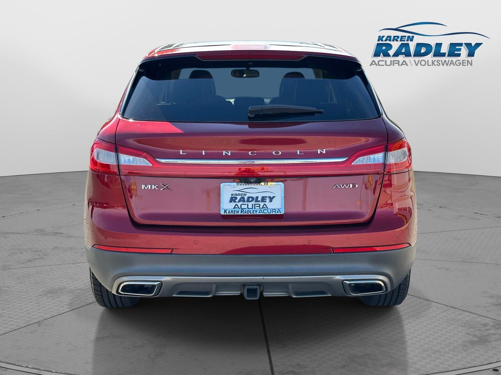 Used 2017 Lincoln MKX Select w/ Select Plus Package AWD/4WD image 3