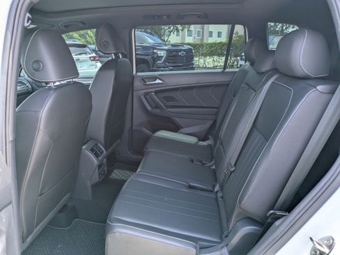 Used 2023 Volkswagen Tiguan SE R-Line FWD image 13