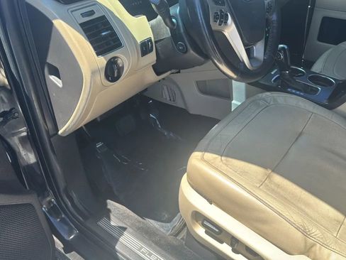 Used 2018 Ford Flex Limited FWD image 35
