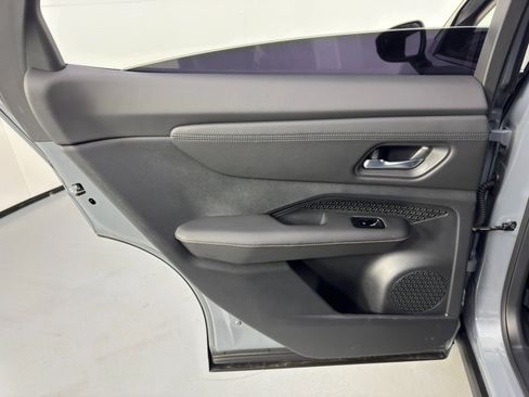 Used 2023 Nissan Ariya Venture+ image 39