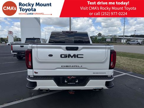 Used 2023 GMC Sierra 1500 Denali w/ Denali Reserve Package AWD/4WD image 6