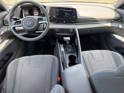 Used 2023 Hyundai Elantra SEL
