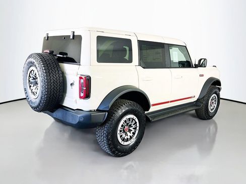 New 2026 Ford Bronco Outer Banks w/ Sasquatch Package AWD/4WD image 15