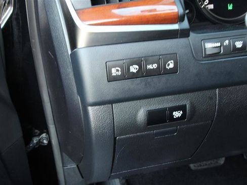 Used 2017 Lexus LX 570 4WD image 32