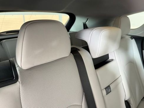 Used 2022 Lexus RX 350L FWD w/ Premium Package image 28