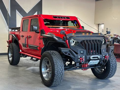 Used 2020 Jeep Gladiator Rubicon w/ LED Lighting Group image 2