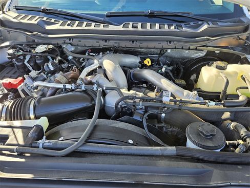 Used 2024 Ford F250 XLT image 43