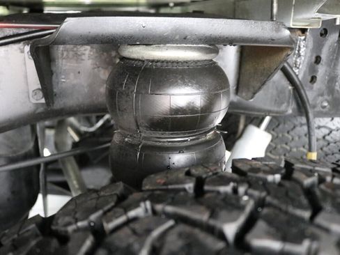 Used 2001 Ford F350 Lariat image 28