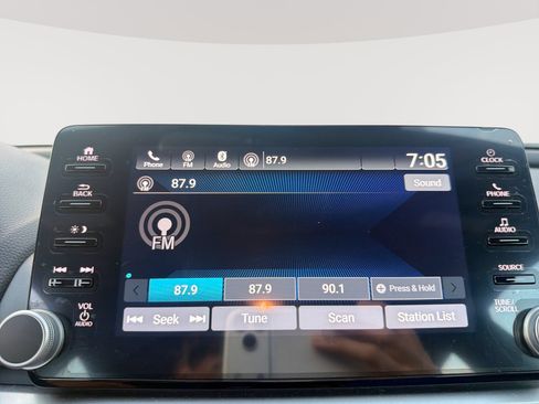 Used 2022 Honda Accord Sport image 12