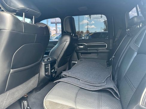 Used 2024 RAM 2500 Laramie w/ Night Edition AWD/4WD image 7