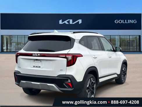 Certified 2023 Kia Seltos S w/ Navigation Package FWD image 3