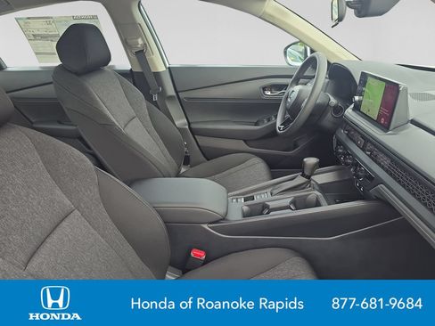 New 2026 Honda Accord LX image 17