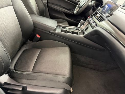 Used 2020 Honda Accord LX image 22