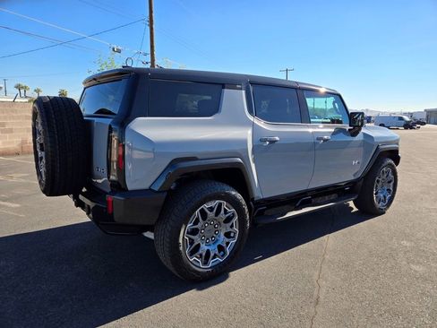 Used 2025 GMC Hummer EV 3X w/ LPO, Cargo Utility Package image 6