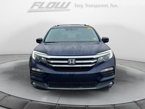 Used 2017 Honda Pilot Touring image 2