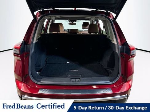 Used 2025 Nissan Rogue Platinum AWD/4WD image 24