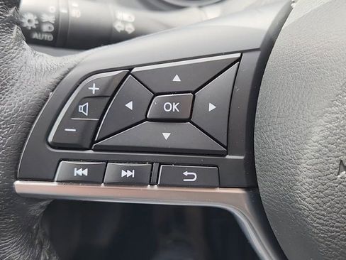 Used 2020 Nissan Rogue SL w/ Premium Package AWD/4WD image 13
