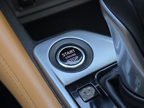 Used 2025 Nissan Sentra SV w/ SV Premium Package FWD image 21