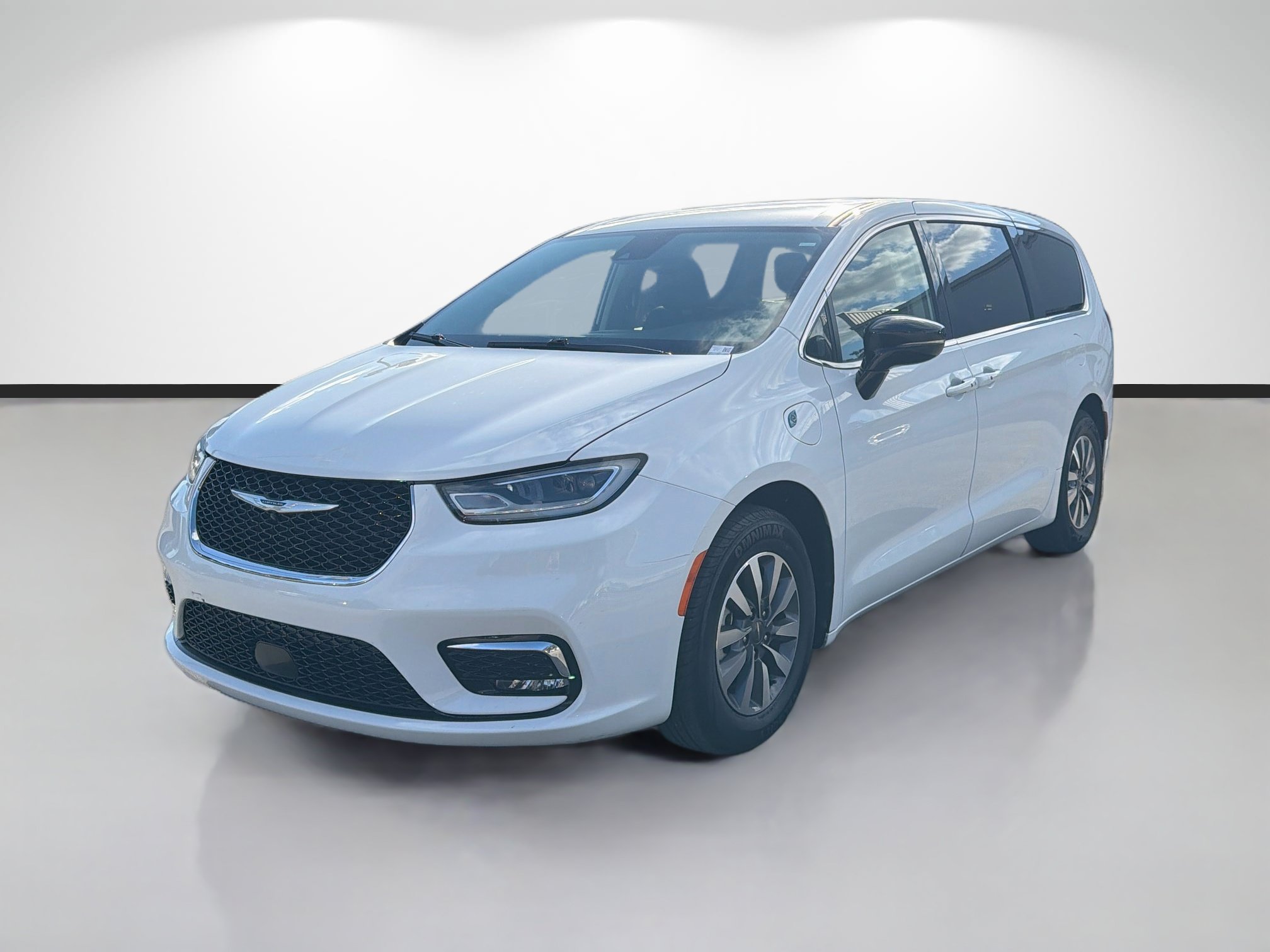 Used 2024 Chrysler Pacifica Limited FWD image 7