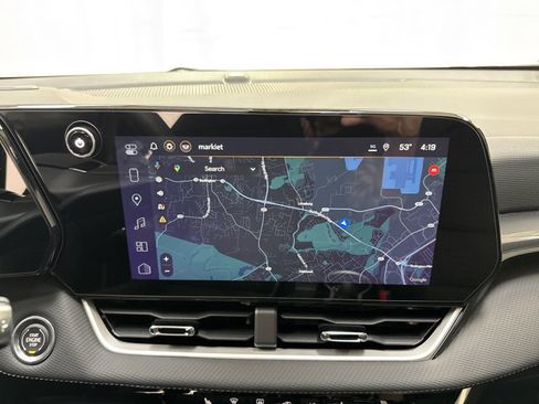 Used 2026 Chevrolet Equinox LT image 22