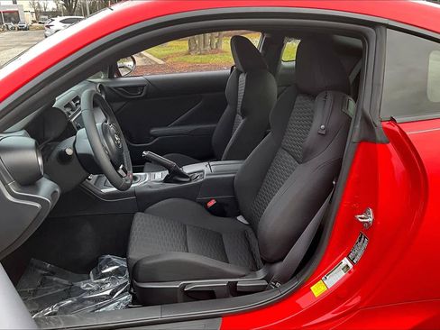 Used 2024 Toyota GR86 image 7