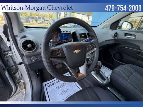Used 2013 Chevrolet Sonic LT image 10