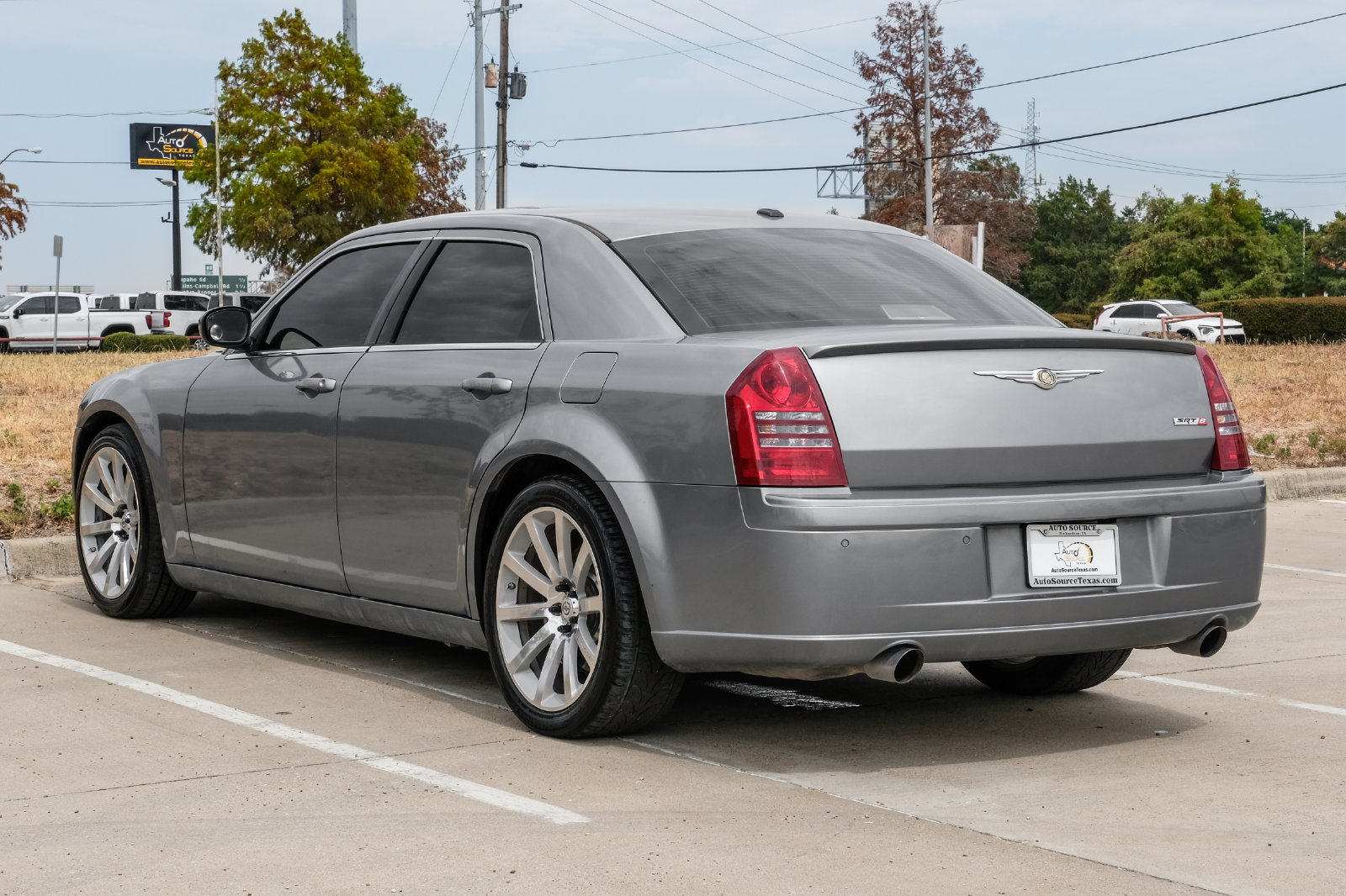 Used 2006 Chrysler 300 SRT8 w/ SRT Option Group II RWD image 9