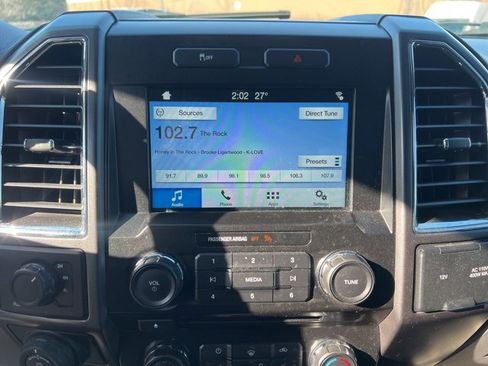 Used 2016 Ford F150 XLT w/ Equipment Group 302A Luxury image 27