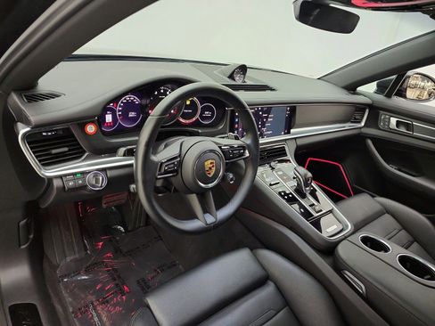 Used 2023 Porsche Panamera Platinum Edition RWD image 10
