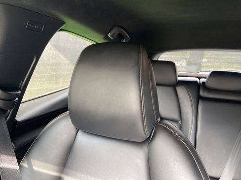 Used 2019 MAZDA MAZDA3 Hatchback w/ Preferred Package FWD image 11
