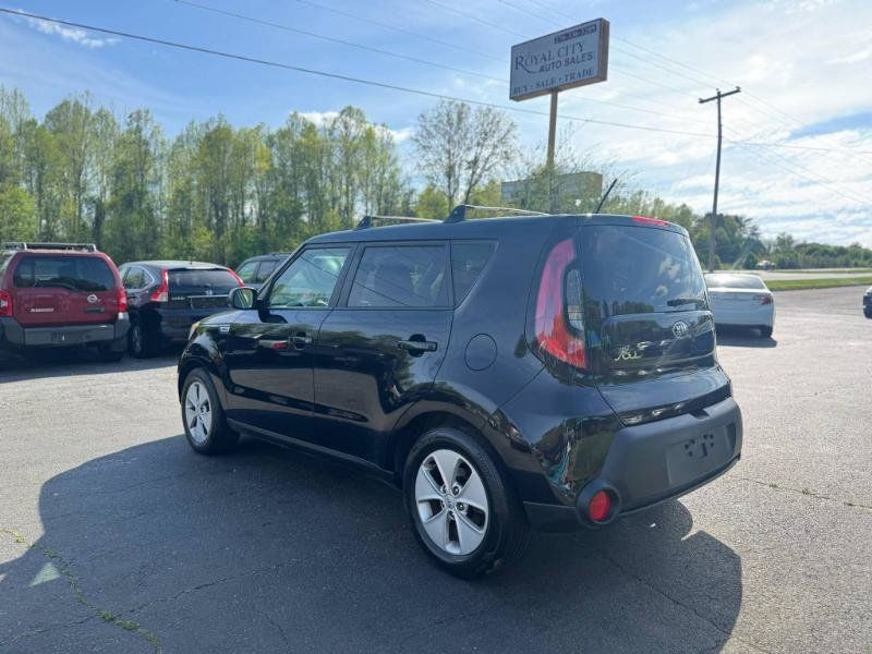 Used 2016 Kia Soul FWD image 7